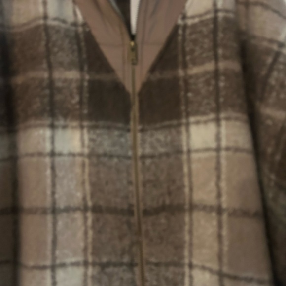 Time and Tru Brown Plaid Puffer Poncho - Picture 2 of 5